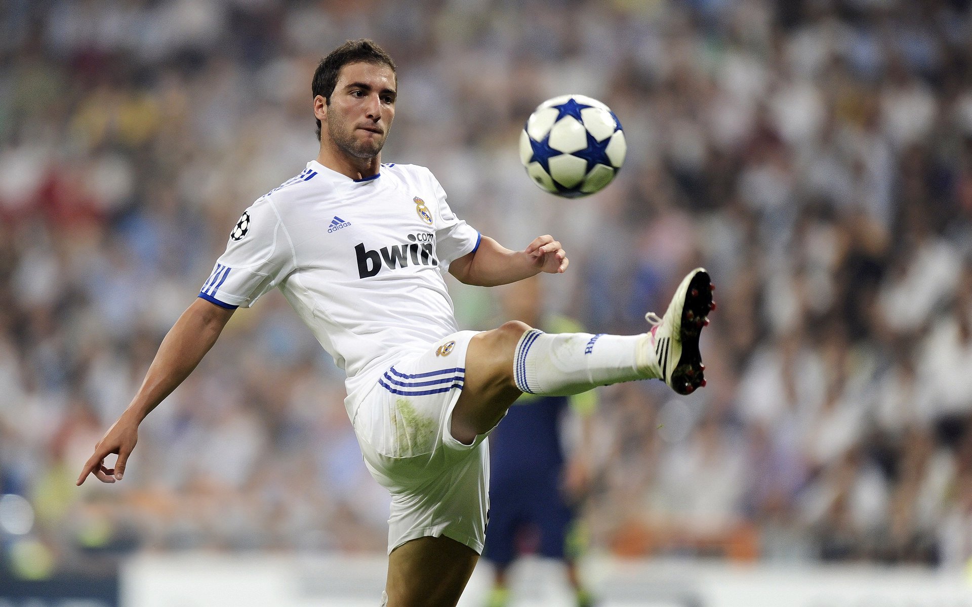 欧冠历史经典瞬间:那些令人铭记的比赛,欧冠经典战役